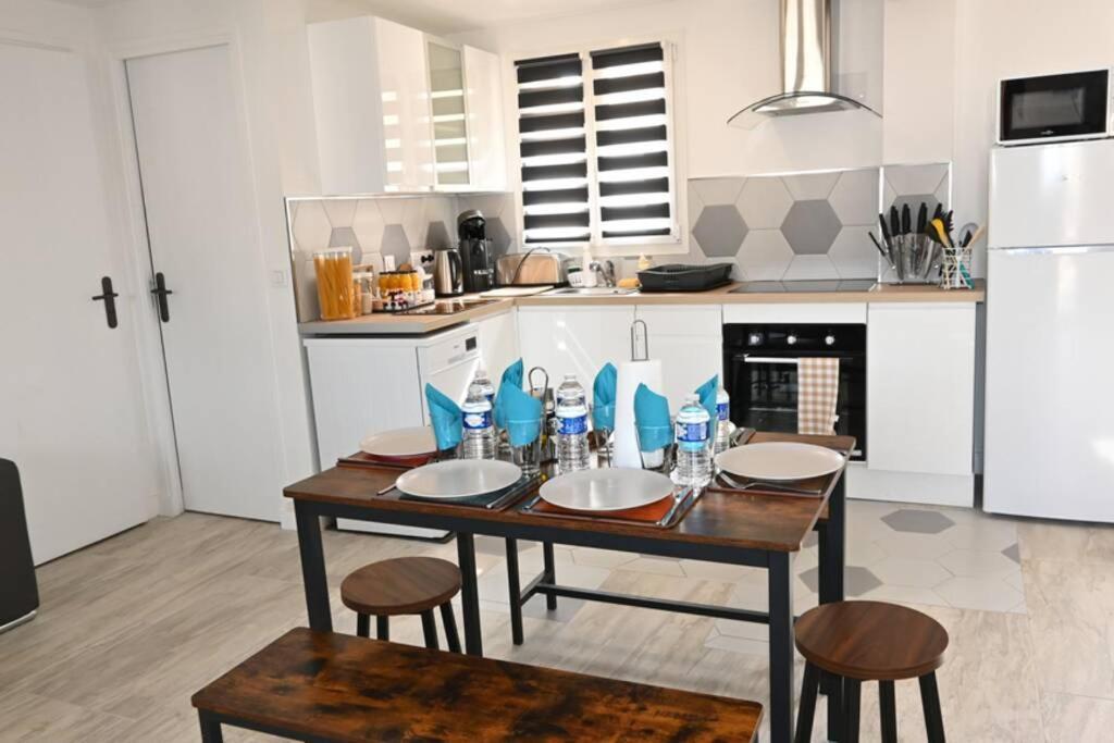 Travel Appartement 10Mn Aeroport Cdg Villeneuve-sous-Dammartin Exterior foto